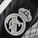 Camiseta Real Madrid 22/23 - Niños (Pantalón Corto Incluido)