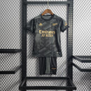 Camiseta Arsenal 22/23 - Niños (Pantalón Corto Incluido) - Lux Shop