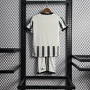 Camiseta Juventus 22/23 - Niños (Pantalón Corto Incluido) - Lux Shop